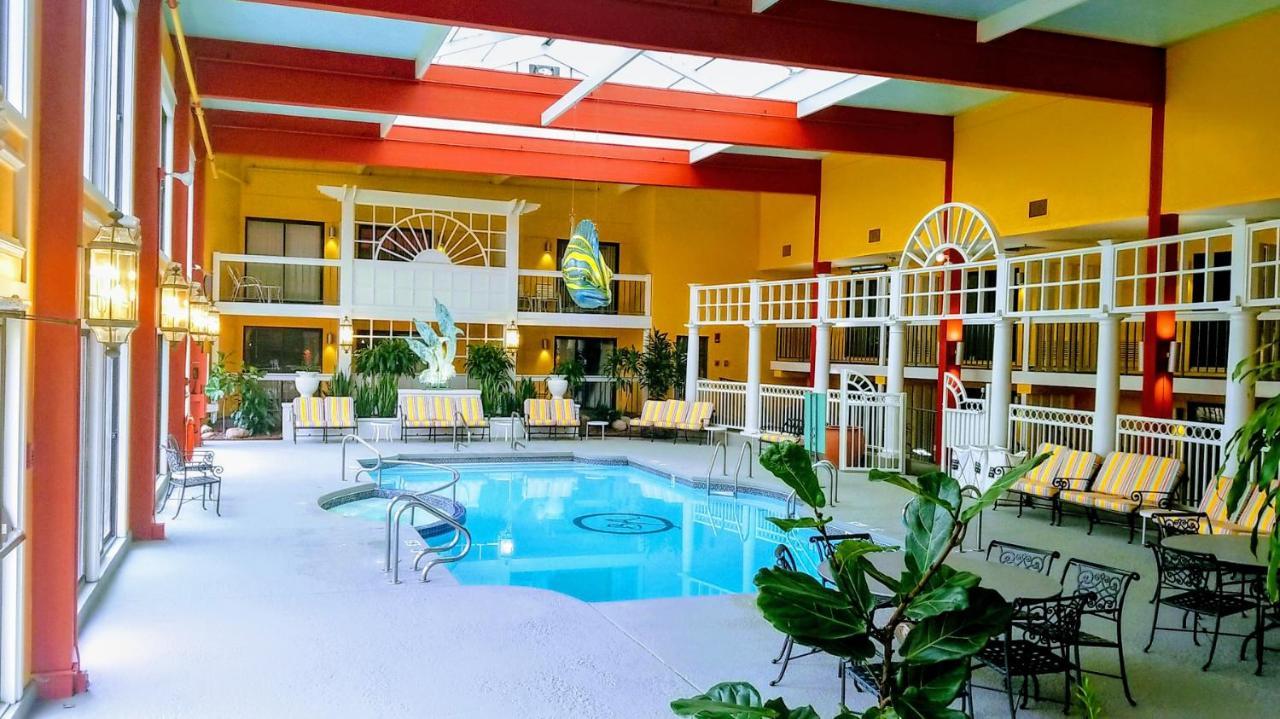 Bel-Aire Hotel Lake Эри Экстерьер фото